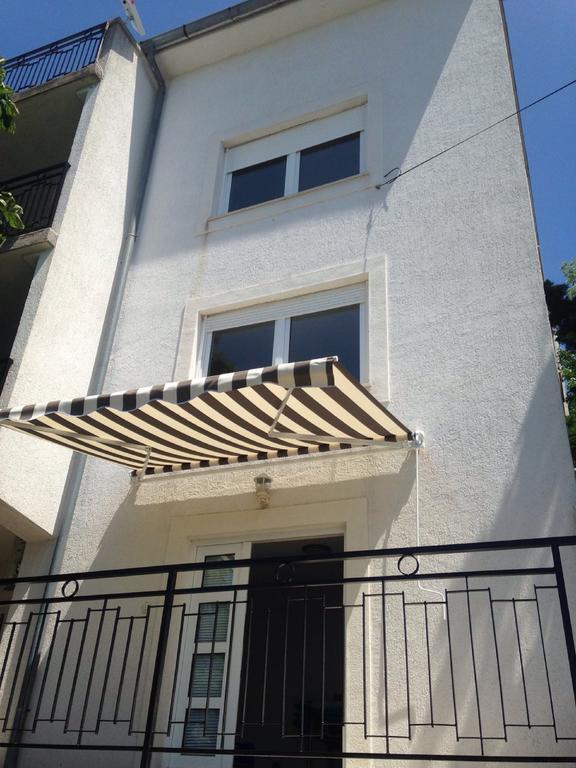 Senj Apartment Buitenkant foto